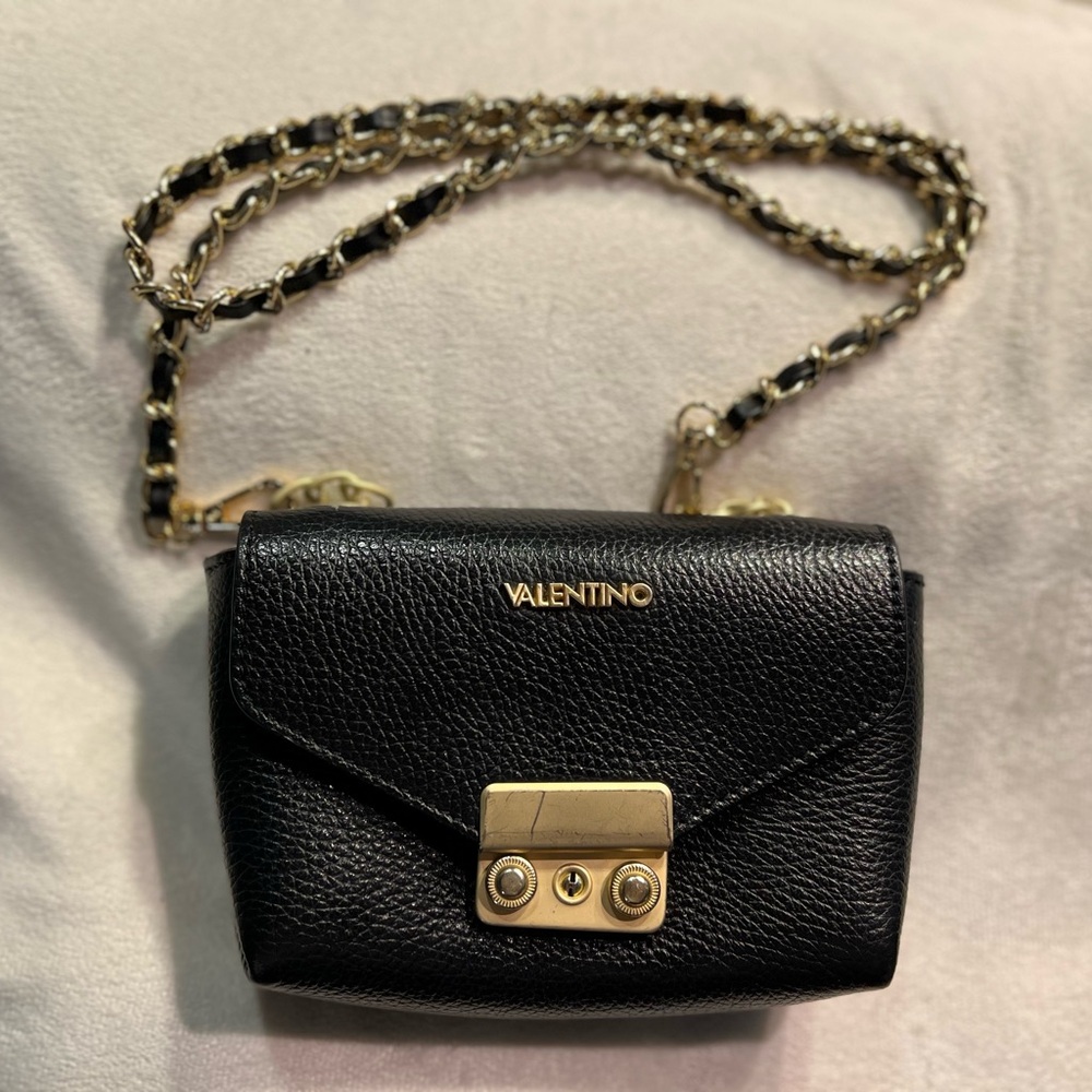 Valentino cross body bag by Mario Valentino